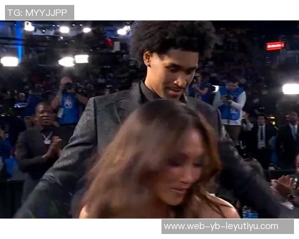 哈珀赞队友卡斯尔表现出色称球队因他上场变化显著